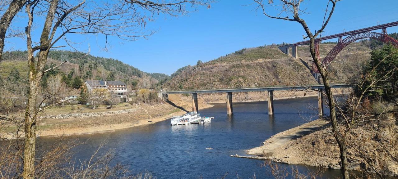 Garabit Hotel Anglards de Saint Flour Exterior foto